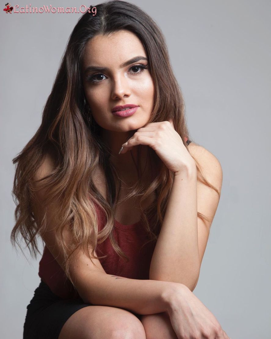 Chilean Women Read This Guide Before Dating Them